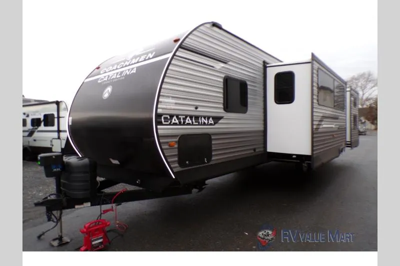 2026 Coachmen Catalina Legacy Edition 323BHDSCK - Photo 3