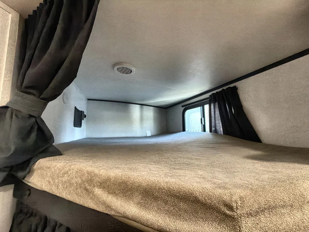 2027 Jayco Jay Feather 29BHB, Photos photo 21