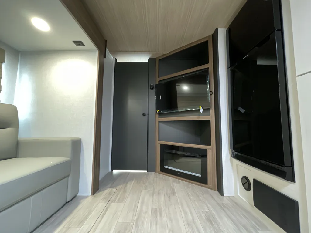 2026 Forest River Vibe Extreme Lite 2600BH, Photos photo 16