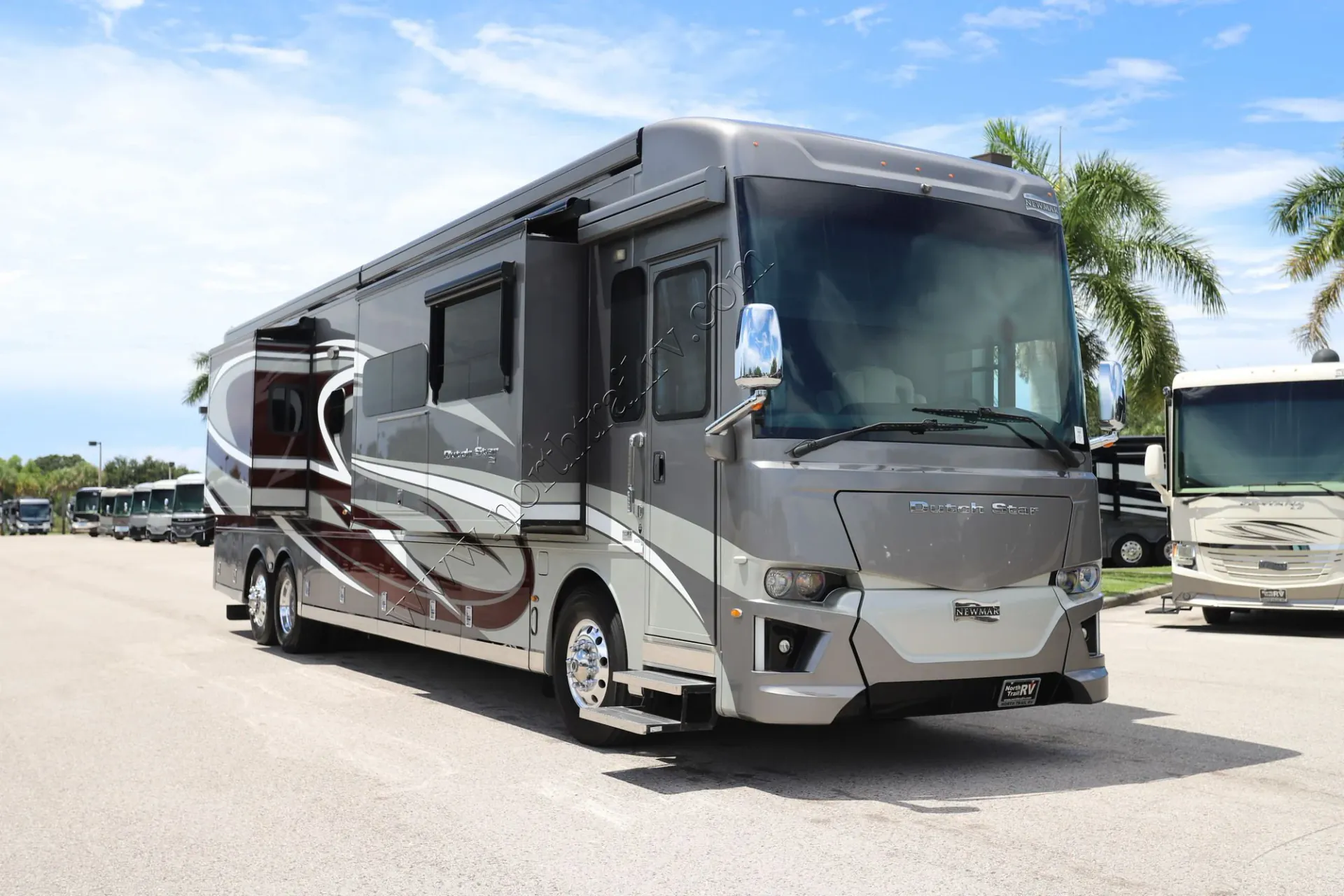 2022 Newmar Dutch Star 4326 - Photo 3