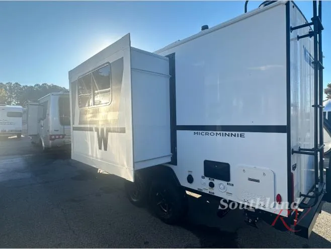 2026 Winnebago Micro Minnie 2108DS - Photo 4