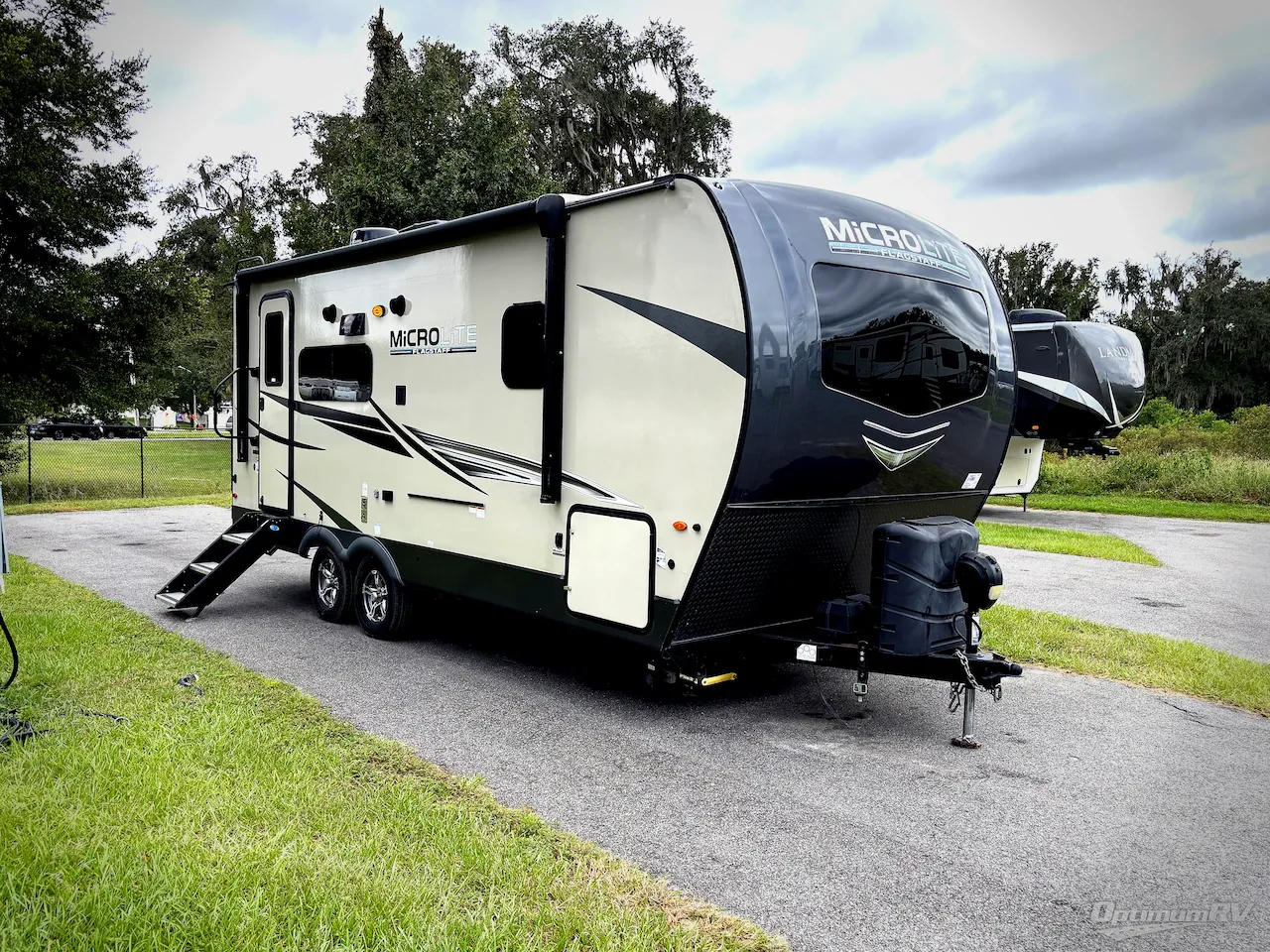 2022 Forest River Flagstaff Micro Lite 22FBS - Photo 2