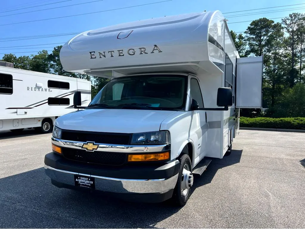 2027 Entegra Coach Odyssey SE 22C - Photo 3