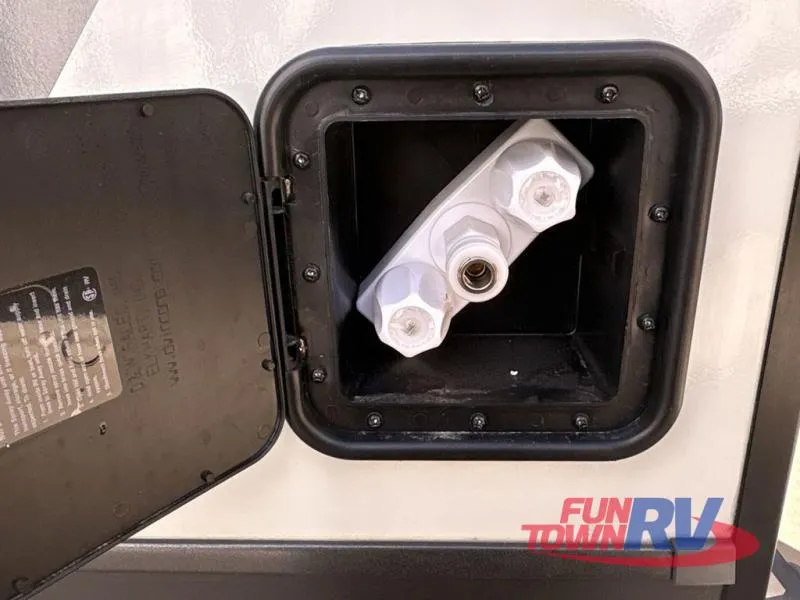 2026 Forest River RV Rockwood Signature 331RL - Photo 2