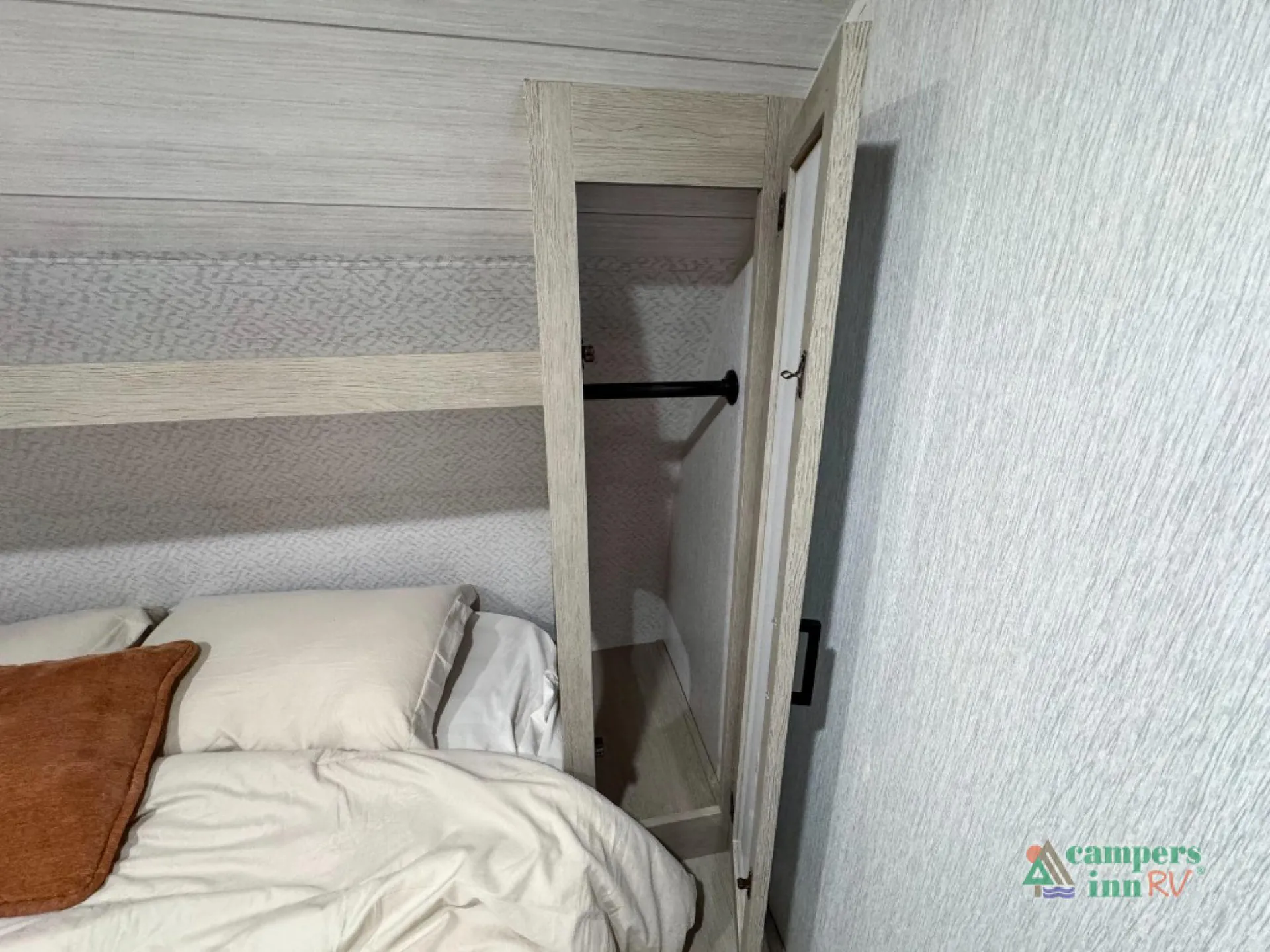 2023 Forest River Wildwood 263BHXL — Photo 6