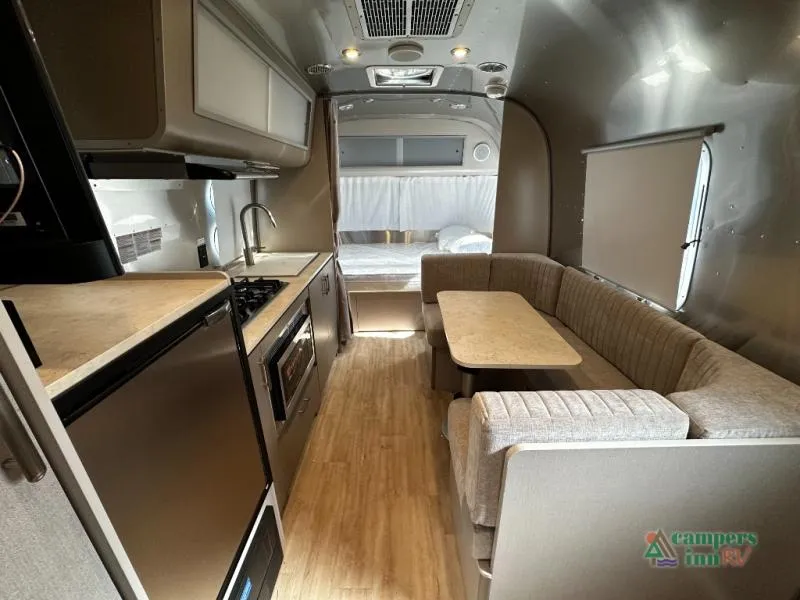 2026 Airstream Caravel 22FB - Photo 3