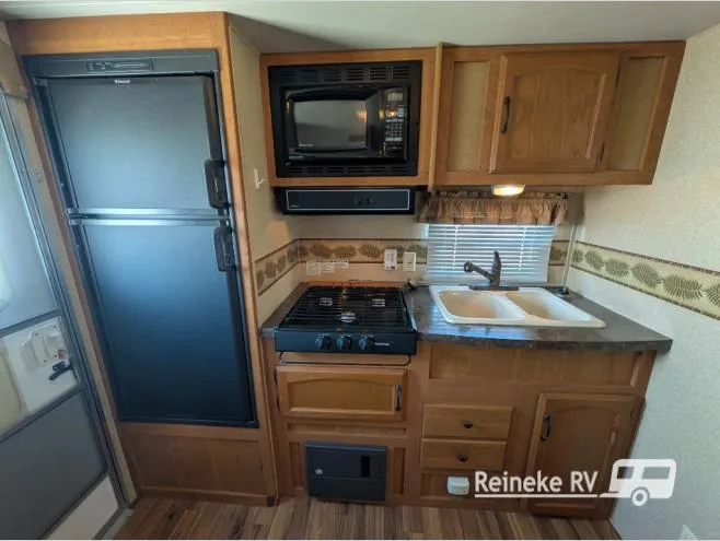 2011 Forest River Salem 26RKS - Photo 4