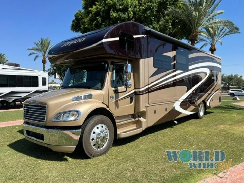 2015 Jayco SENECA 37FS - Photo 2