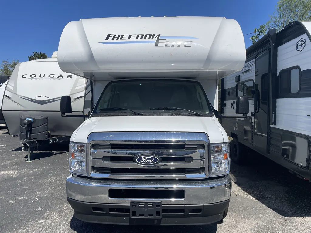 2026 Thor Motor Coach Freedom Elite 28HZ, Photos photo 4