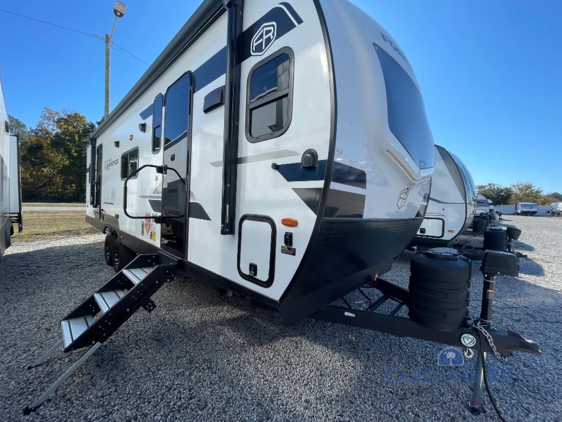 2025 Forest River Grand Surveyor 275FKBS - Photo 2