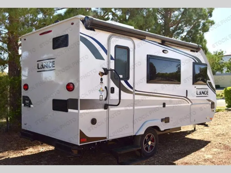 2021 Lance Lance Travel Trailers Used    1475 - Photo 2