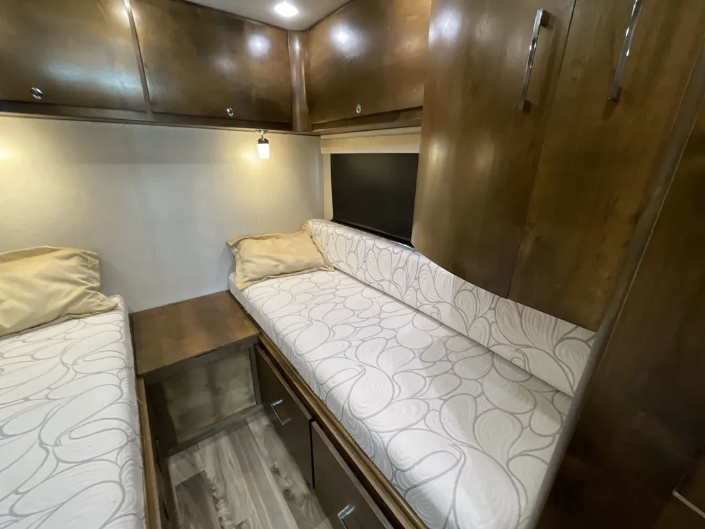 2019 Tiffin Wayfarer 24 TW, Photos photo 33