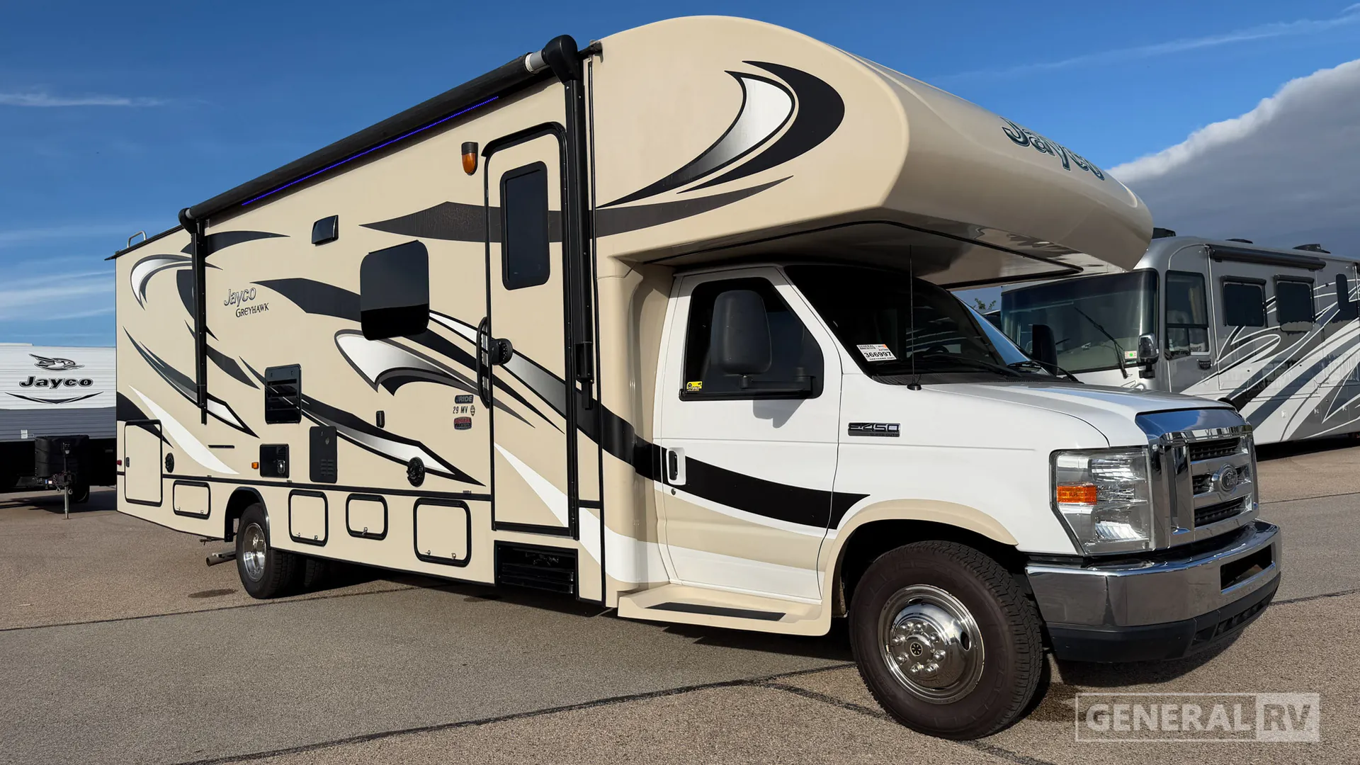 2015 Jayco Greyhawk 29MV - Photo 2