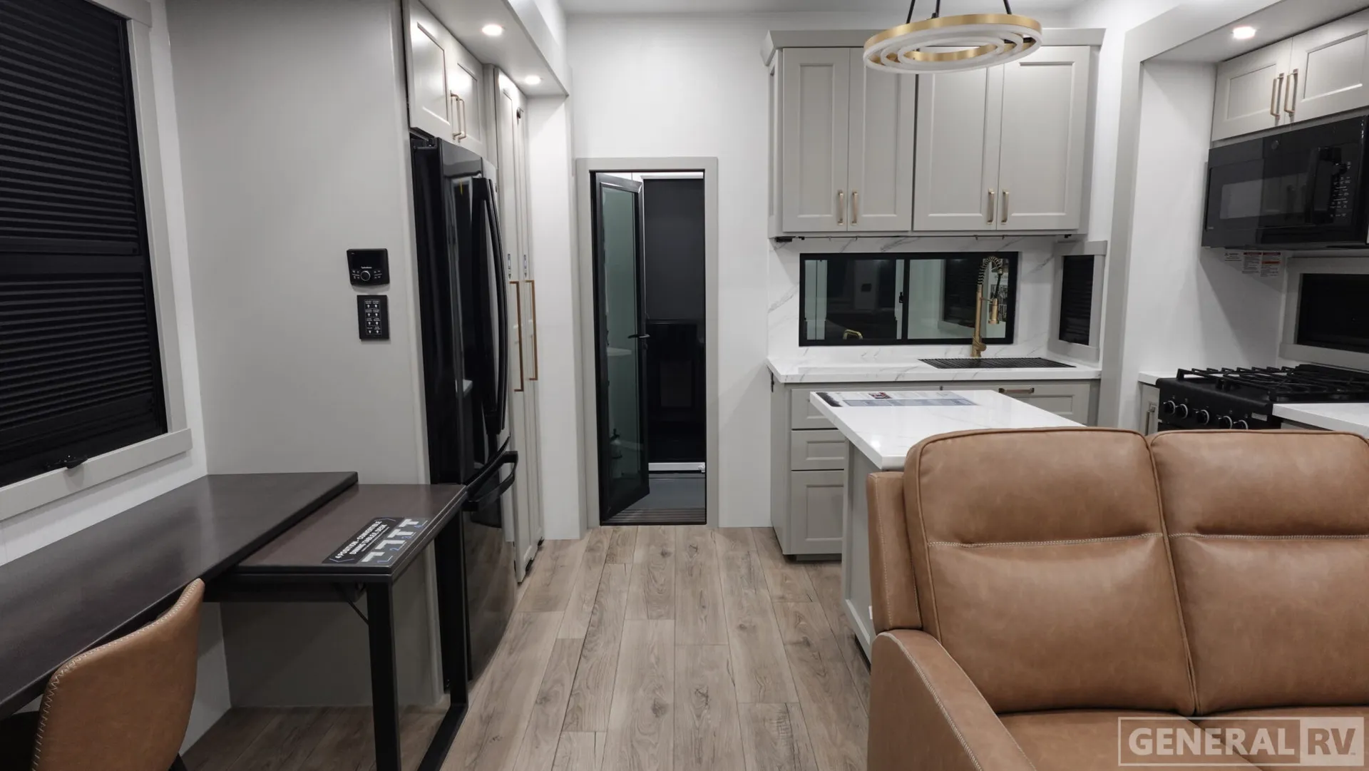 2026 Brinkley Model G 3250 - Photo 3