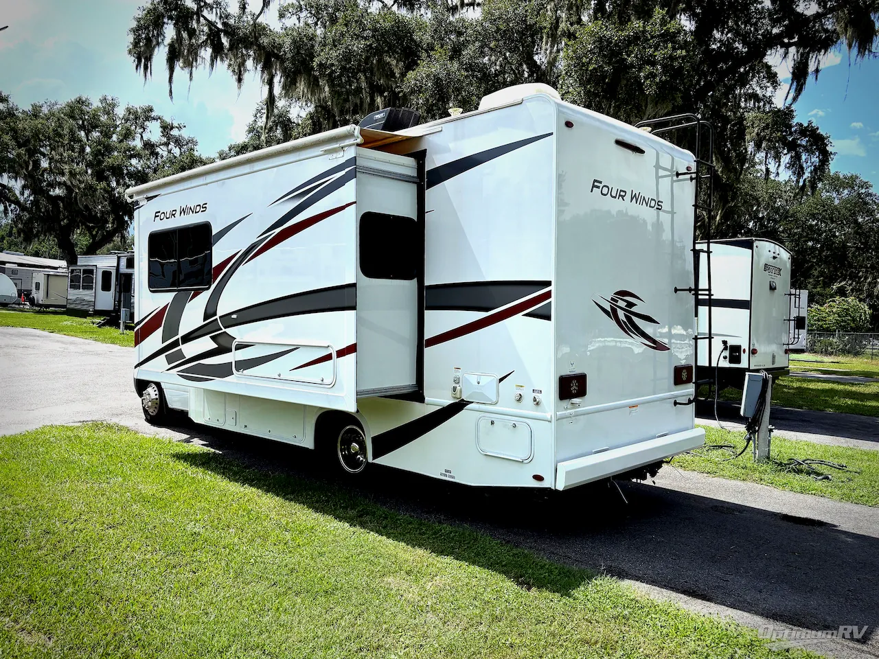 2023 Thor Motor Coach Four Winds Sprinter 24LT - Photo 4