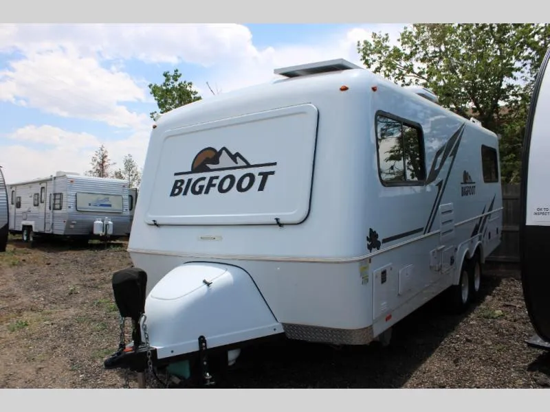 2025 Bigfoot Industries Bigfoot 2500 Series 25B25RQ - Photo 2