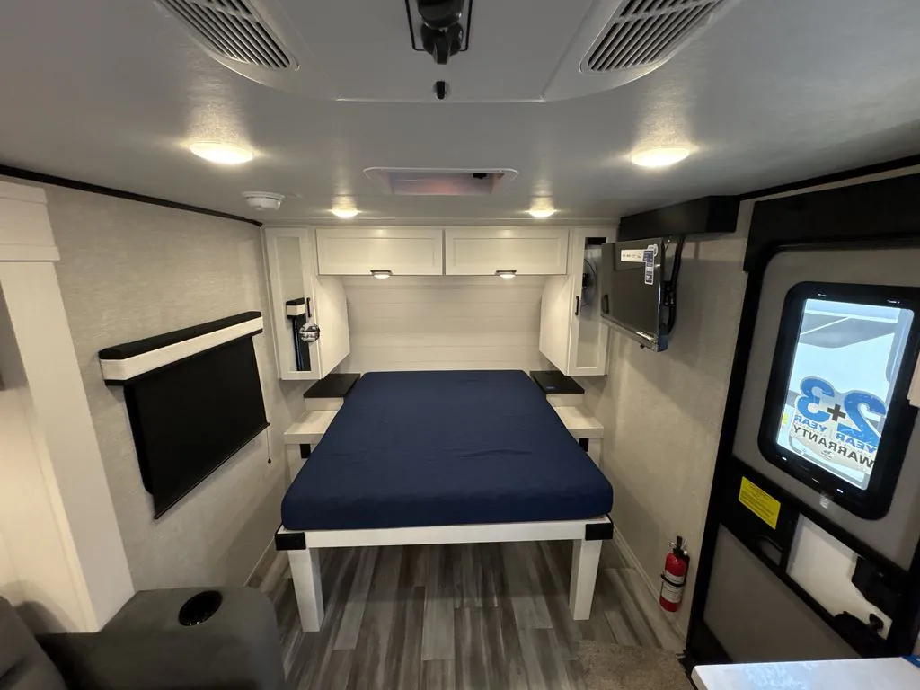2025 Jayco Jay Feather Micro 183FBS - Photo 4