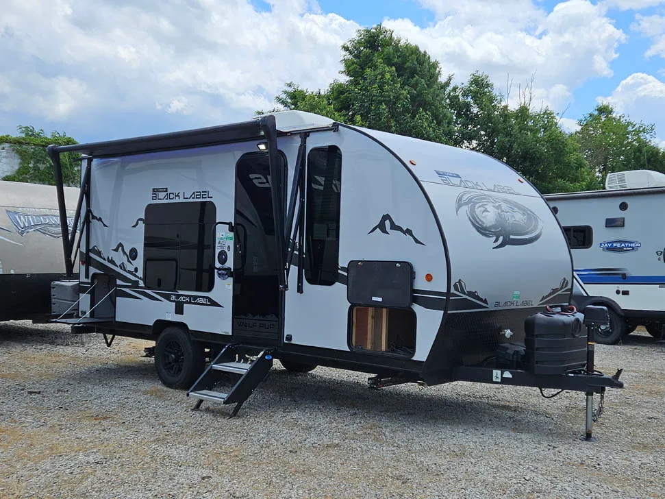 2023 Forest River Cherokee Wolf Pup 16FQ - Photo 2
