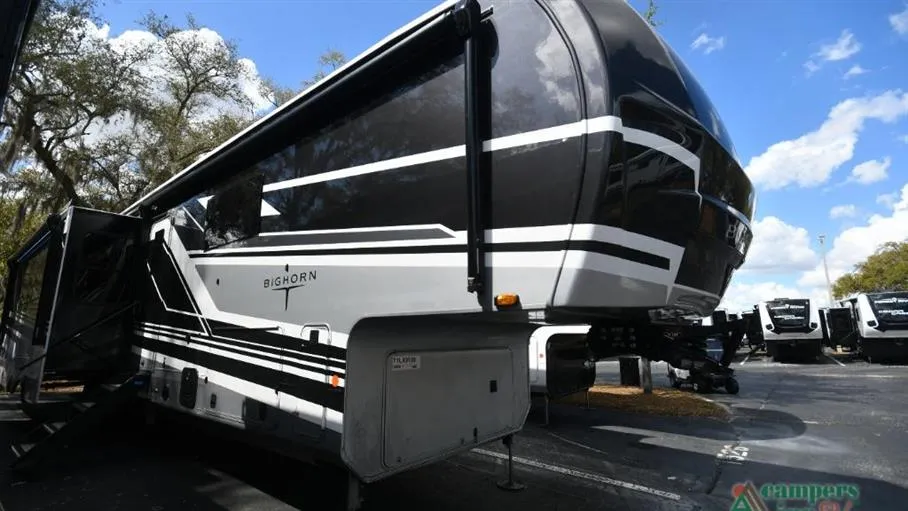 2026 Heartland Bighorn 39RK - Photo 3