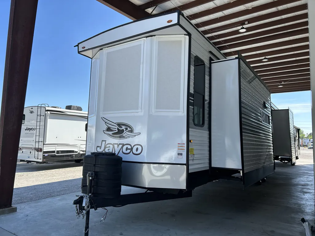 2026 Jayco Jay Flight Bungalow 401FLTS DS, Photos photo 4