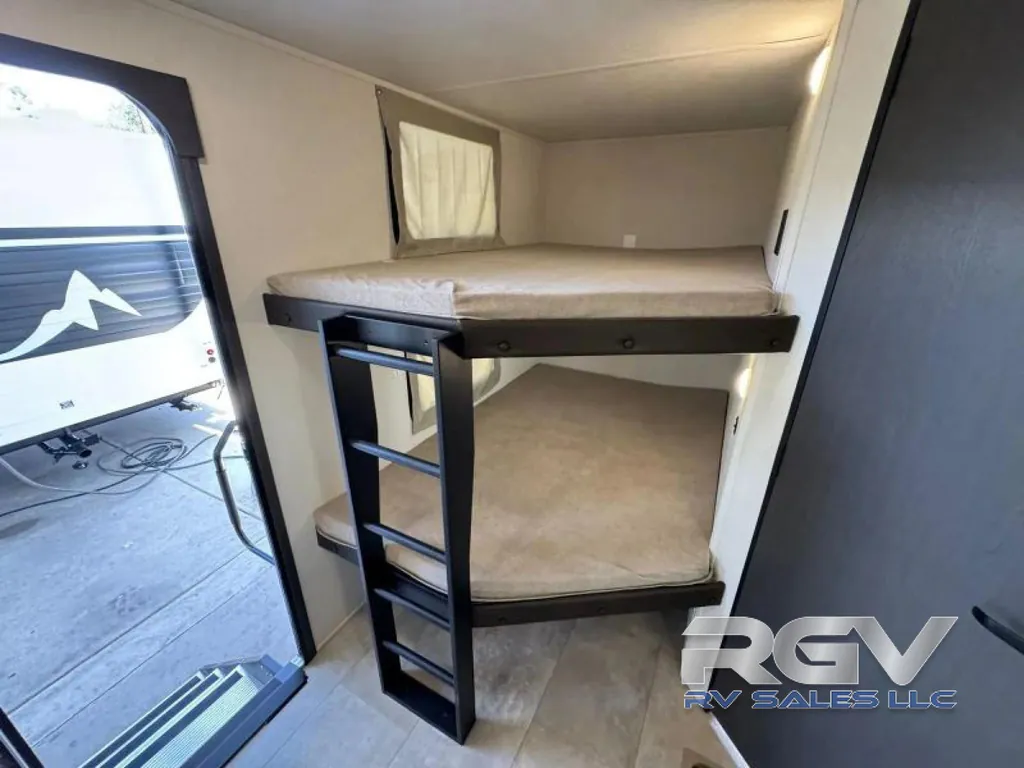 2027 Forest River Tracer 275BH, Photos photo 11