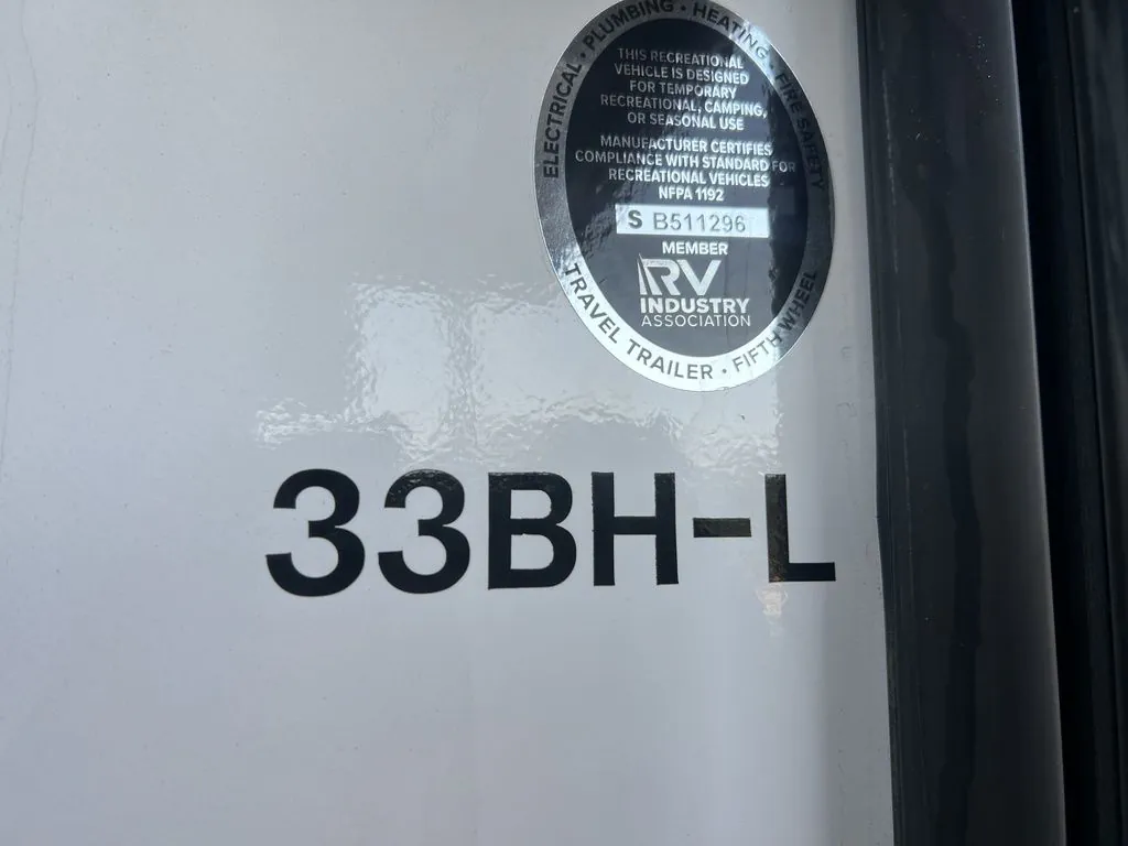 2026 Forest River Cherokee Alpha Wolf 33BH, Photos photo 5
