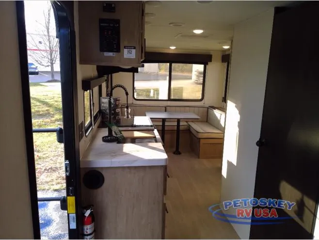 2027 Forest River Cherokee Grey Wolf 20RDSE - Photo 3