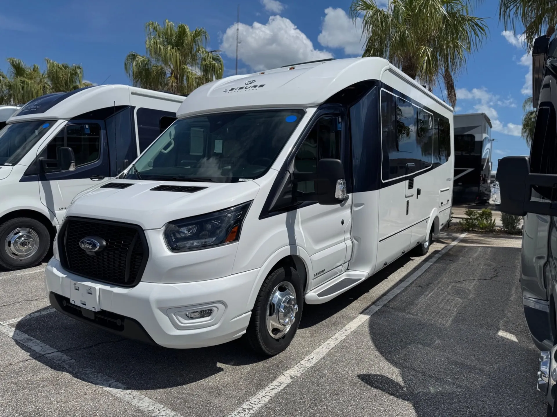 2025 Leisure Travel Vans Wonder 24RL - Photo 2