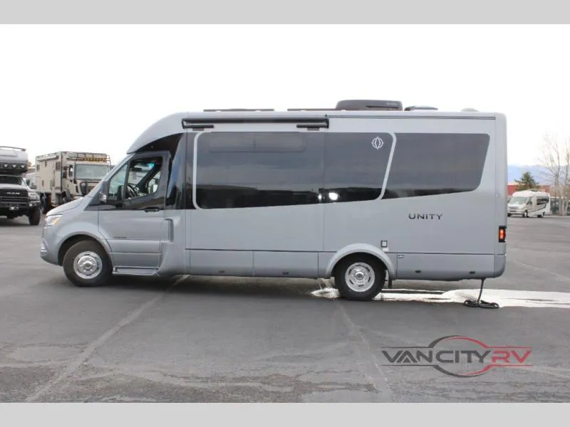 2026 Leisure Travel Unity U24FX - Photo 3