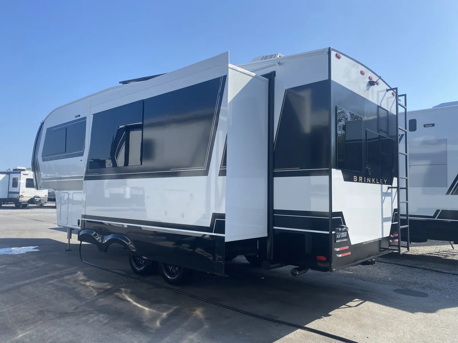 2026 Brinkley Model Z 2680 - Photo 4