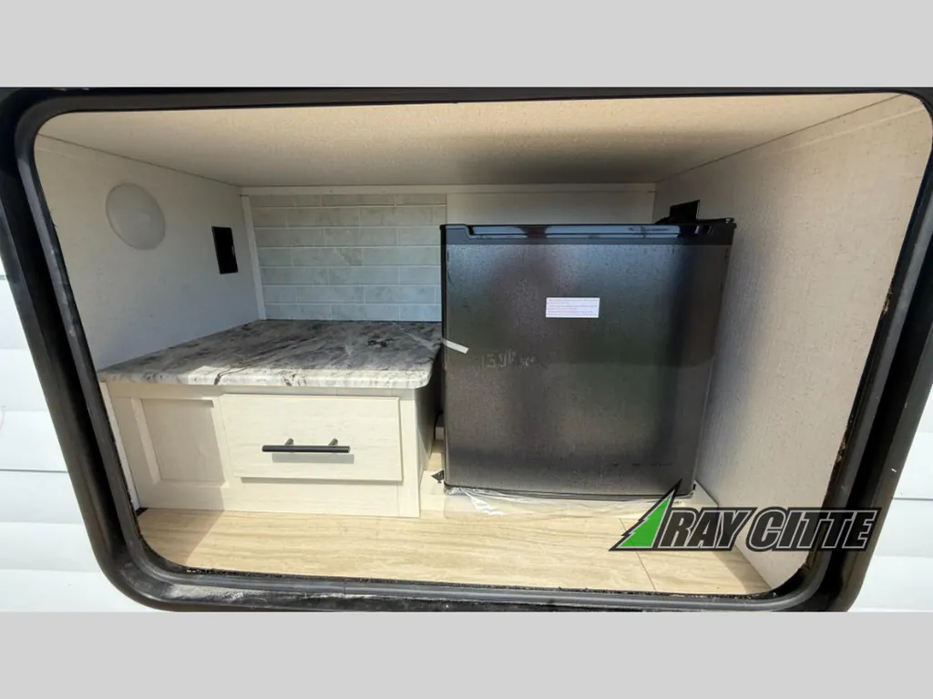 2027 Shasta RVs i-5 Edition 527BHS, Photos photo 44