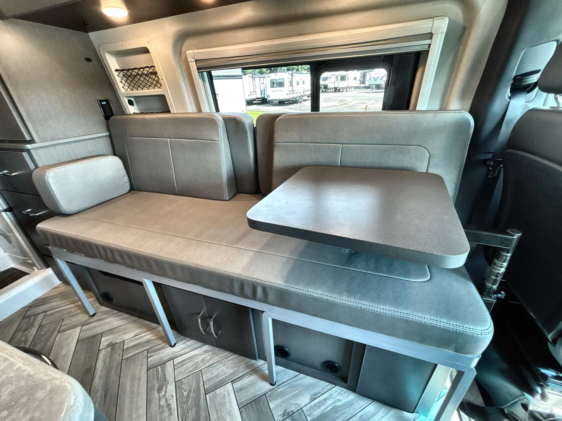 2024 Thor Motor Coach Sanctuary 19R — living area main