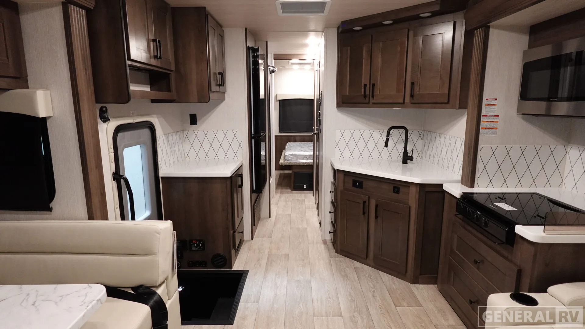 2026 NeXus RV Wraith 33F - Photo 3