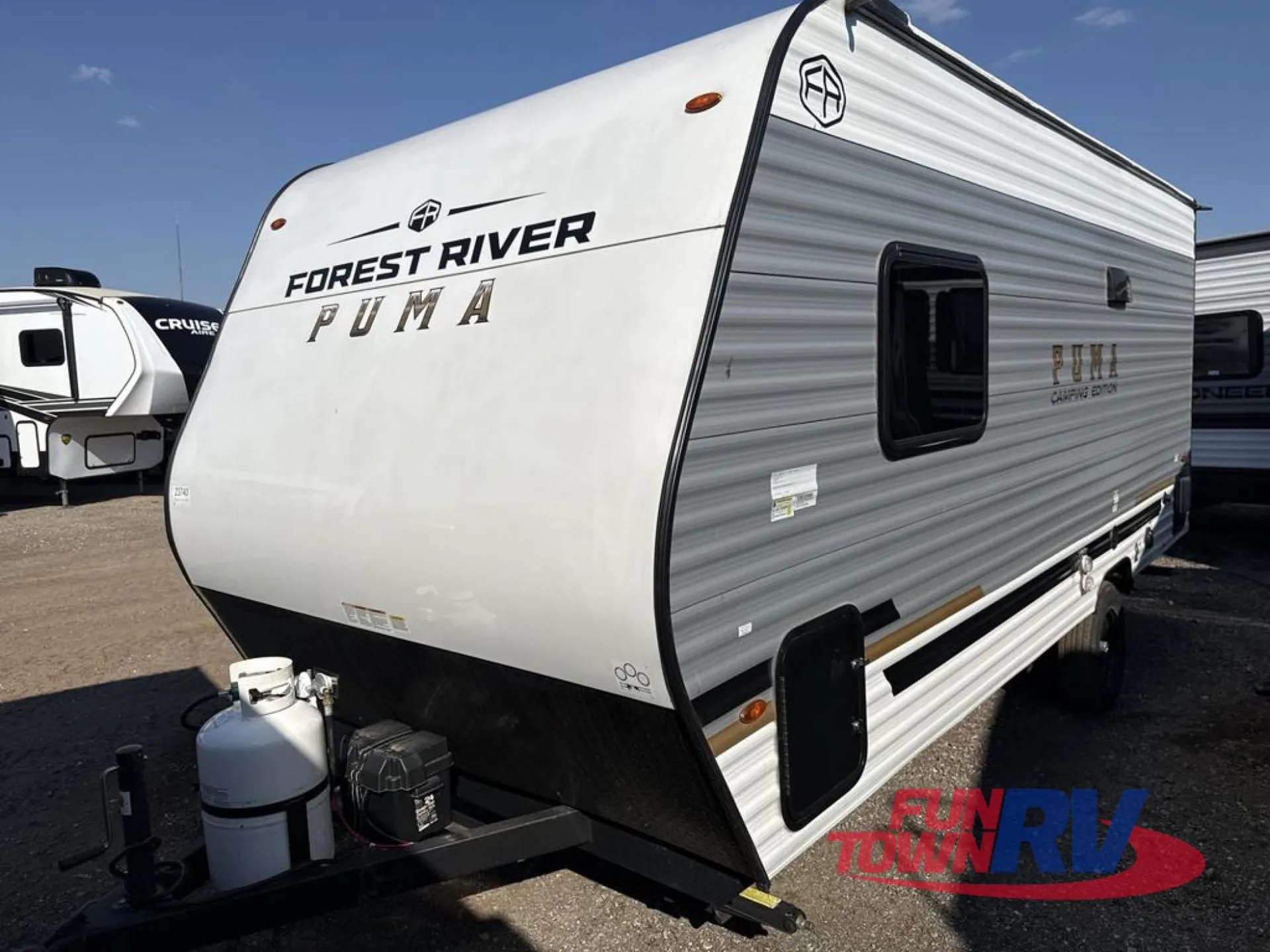 2025 Palomino Puma Camping Edition 16QBCE - Photo 3