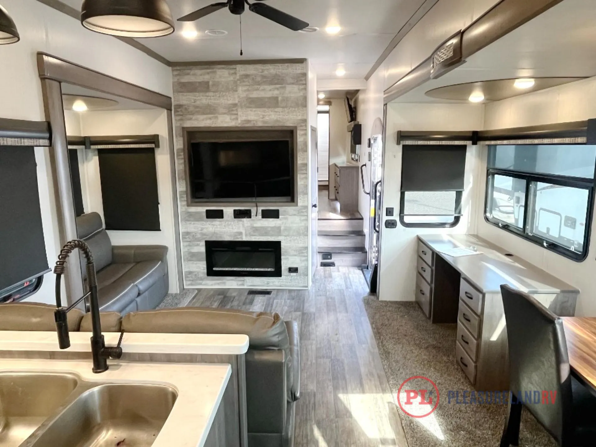2021 Forest River Cedar Creek 388RK — Photo 6