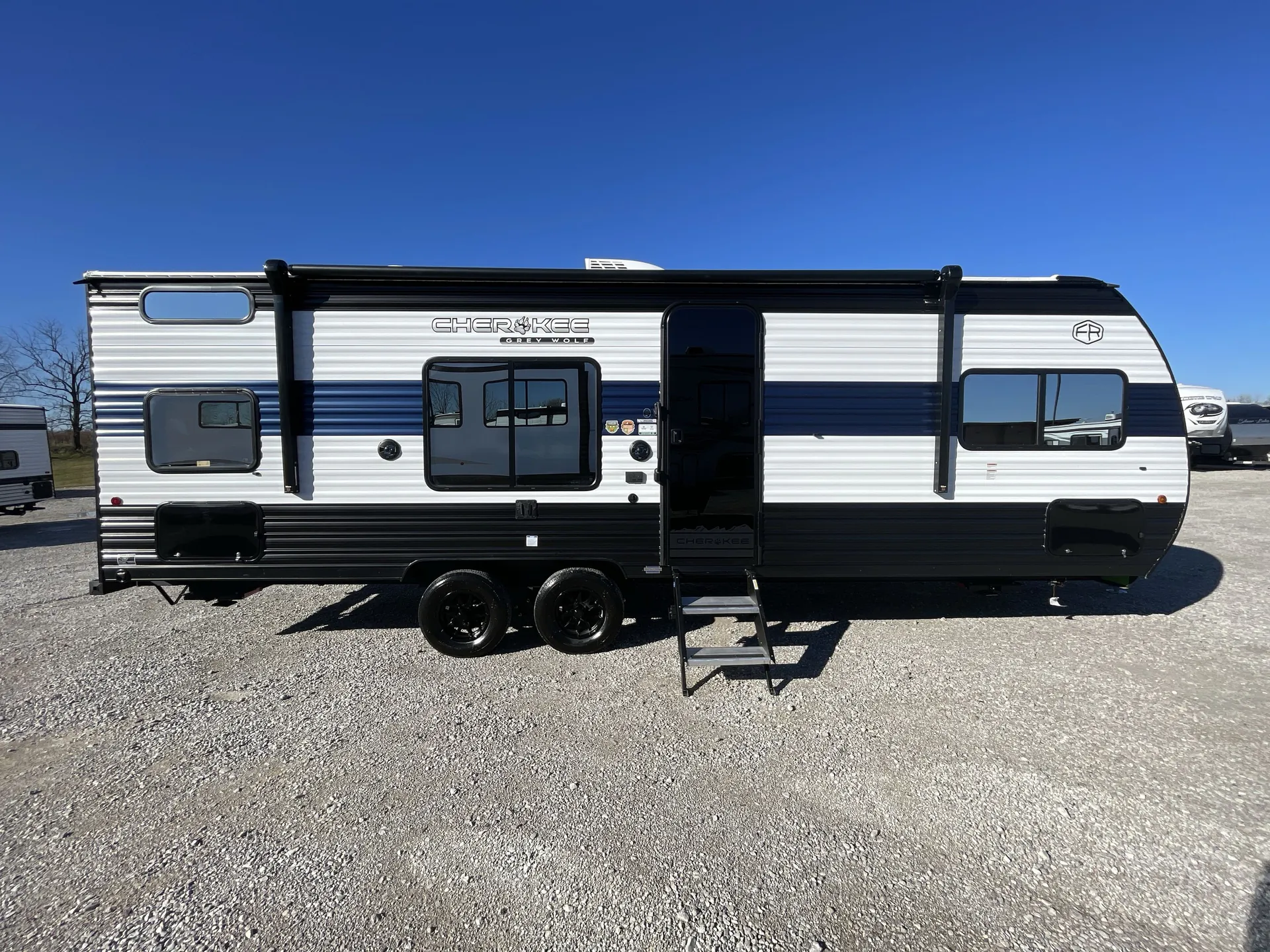 2026 Forest River Cherokee Grey Wolf 26DJSE — campside