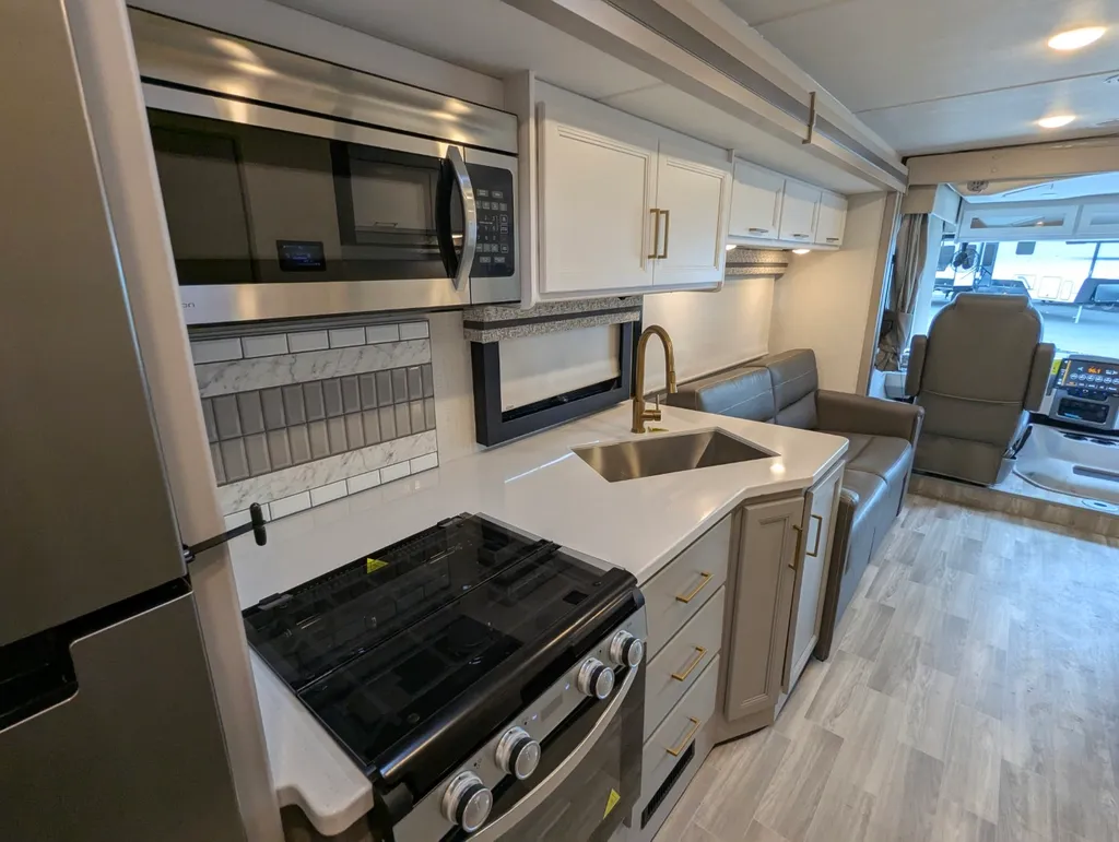 2026 Thor Motor Coach Windsport 29L, Photos photo 32