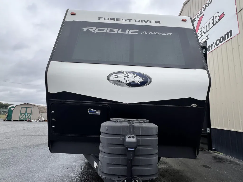 2025 Forest River Vengeance Rogue Armored 26L140, Photos photo 2