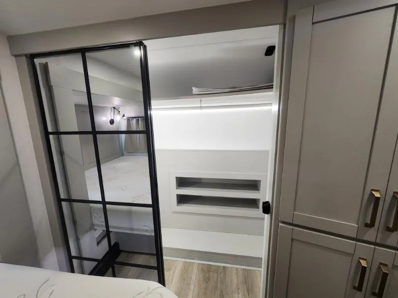 2025 Brinkley Model Z 3300, Photos photo 45