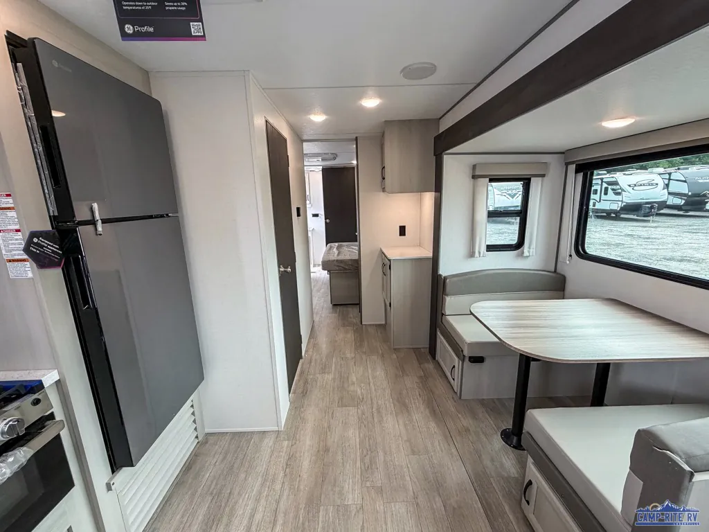 2027 Coachmen Catalina Legacy Edition 333DBDSCK, Photos photo 20