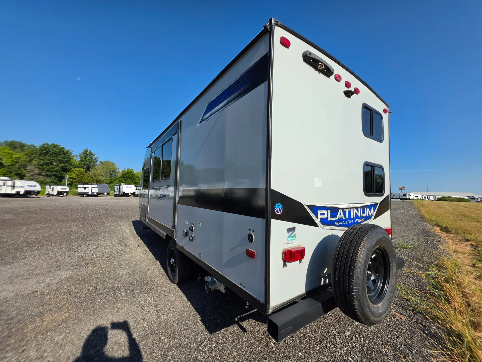 2023 Forest River Salem 178BHSK dealer photo 3 from Zoomers RV
