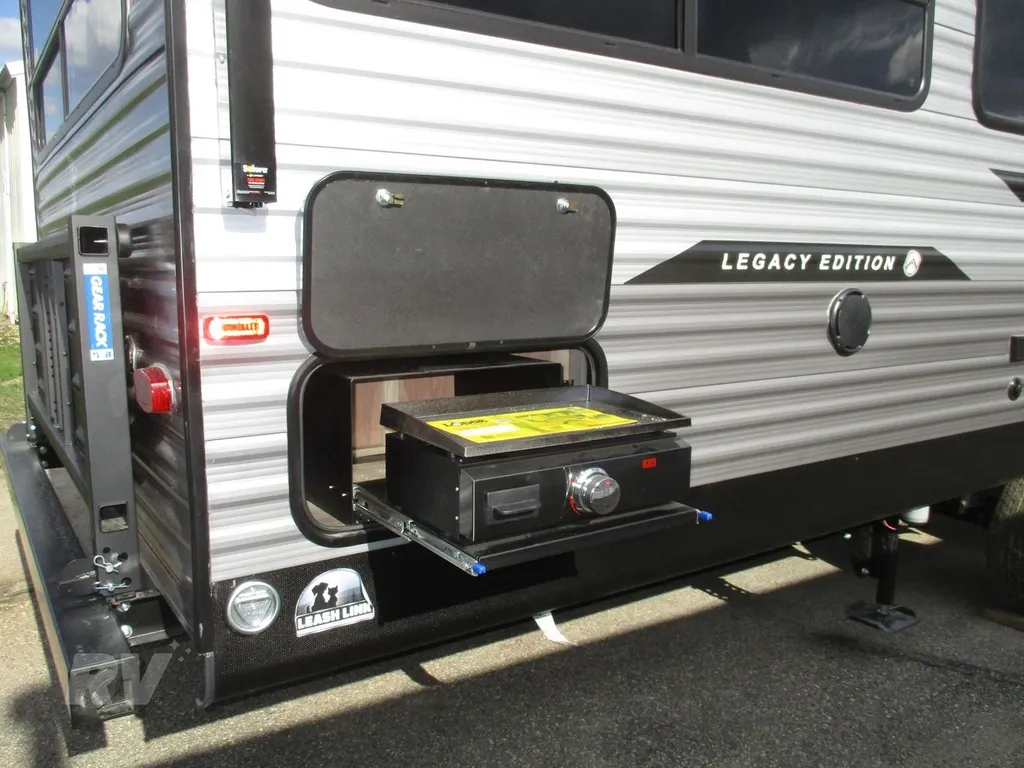 2026 Coachmen Catalina Legacy Edition 283RNR, Photos photo 8