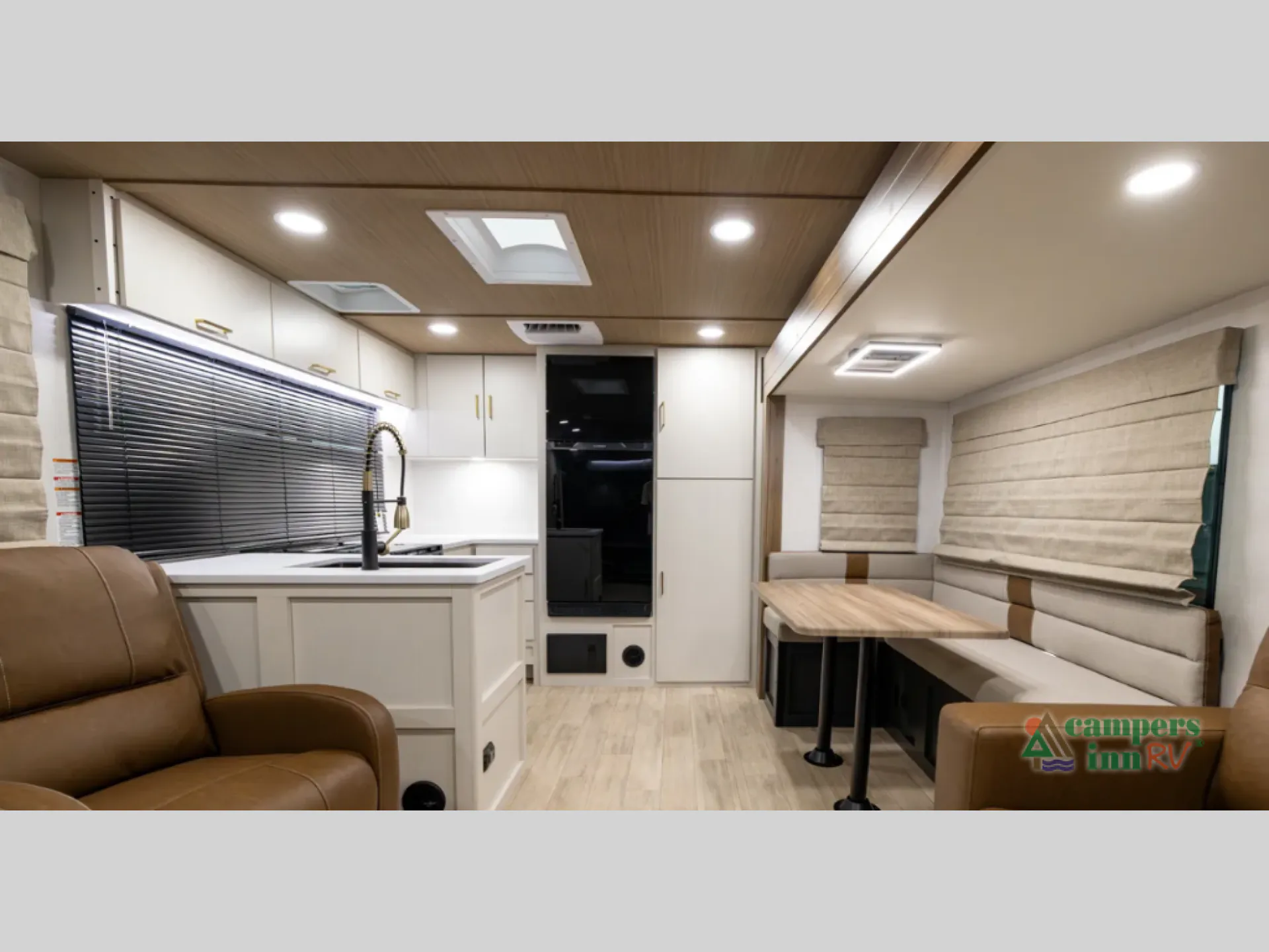 2027 Forest River Vibe 2600RK — Photo 7