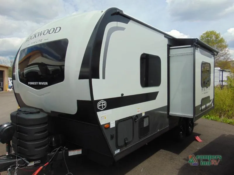 2026 Forest River Rockwood Mini Lite 2109S - Photo 4