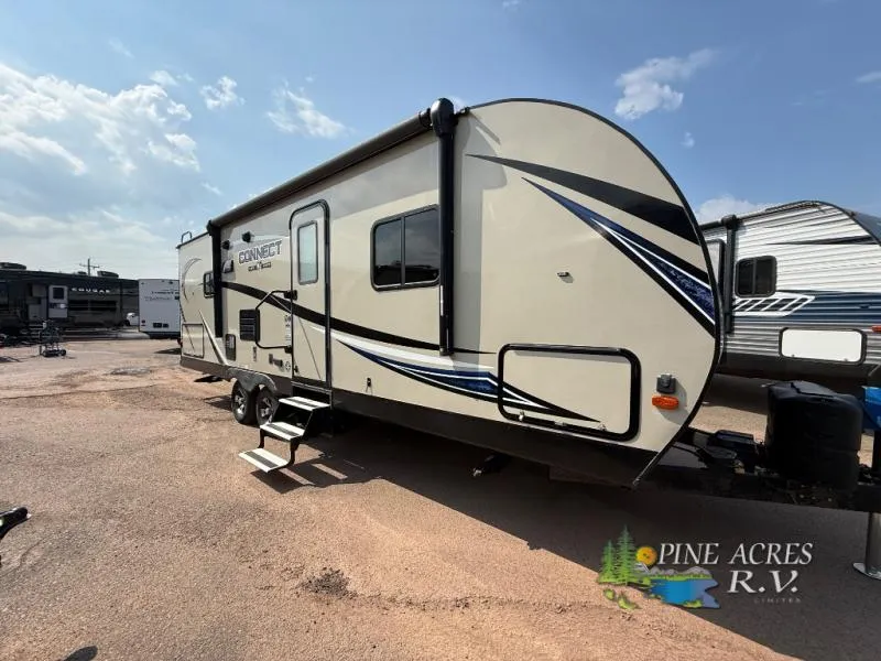 2019 KZ Connect 241RLK - Photo 2