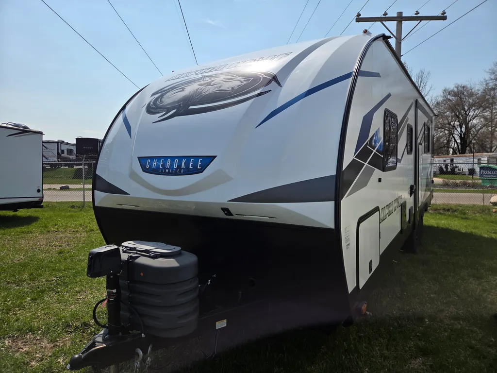 2024 Forest River Cherokee Alpha Wolf 2500RL, Photos photo 6