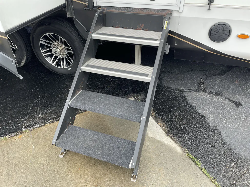 2024 Jayco Pinnacle 36FBTS, Photos photo 30