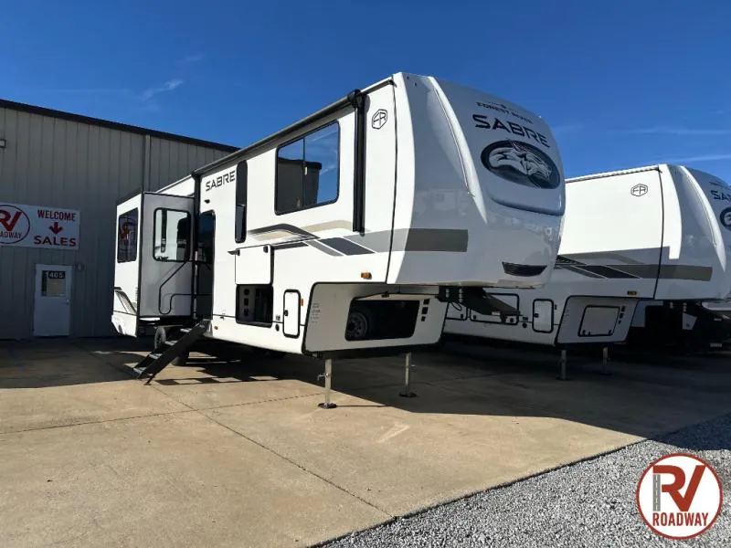 2026 Forest River Cherokee Sabre 33RLP - Photo 4