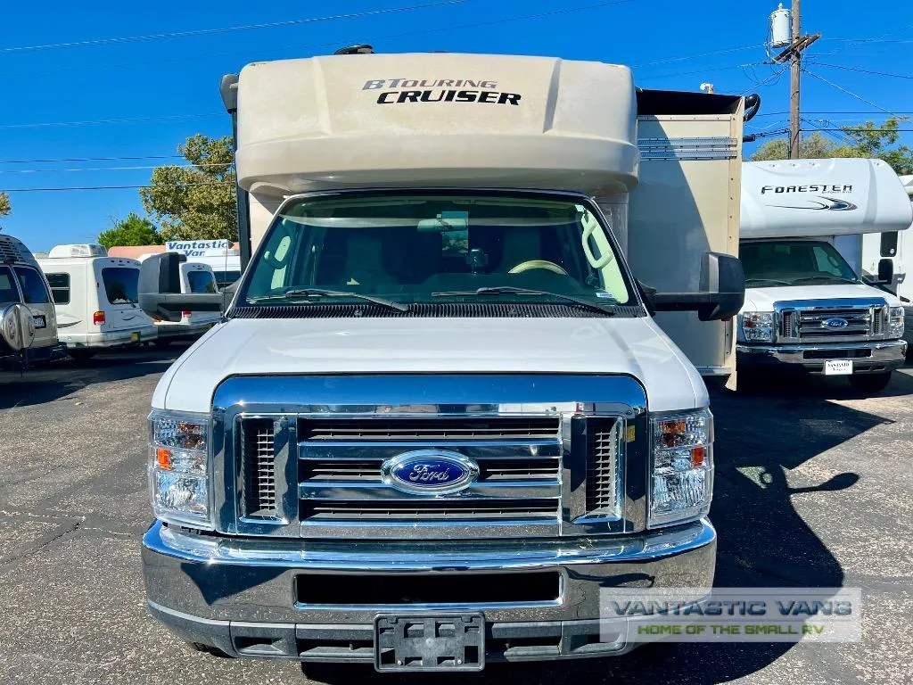 2018 Gulf Stream BT Cruiser 5245 - Photo 3