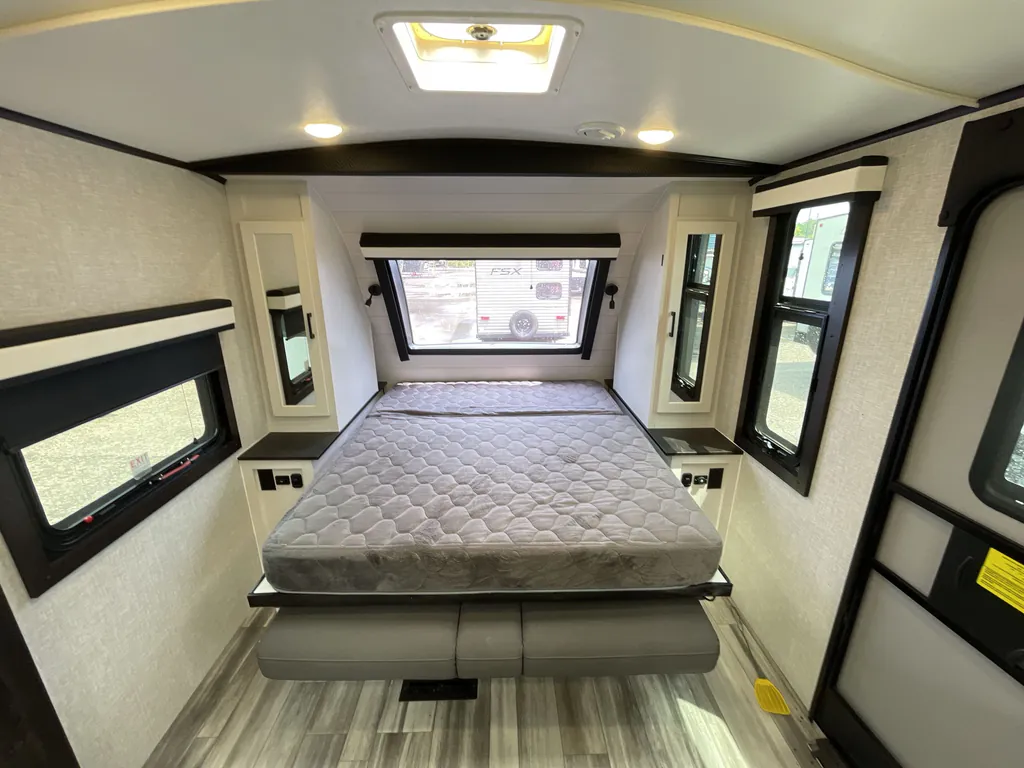 2024 Jayco White Hawk 25MBH, Photos photo 15